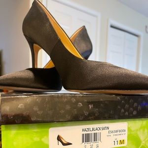 New in box black satin Sam Edelman “Hazel” heels